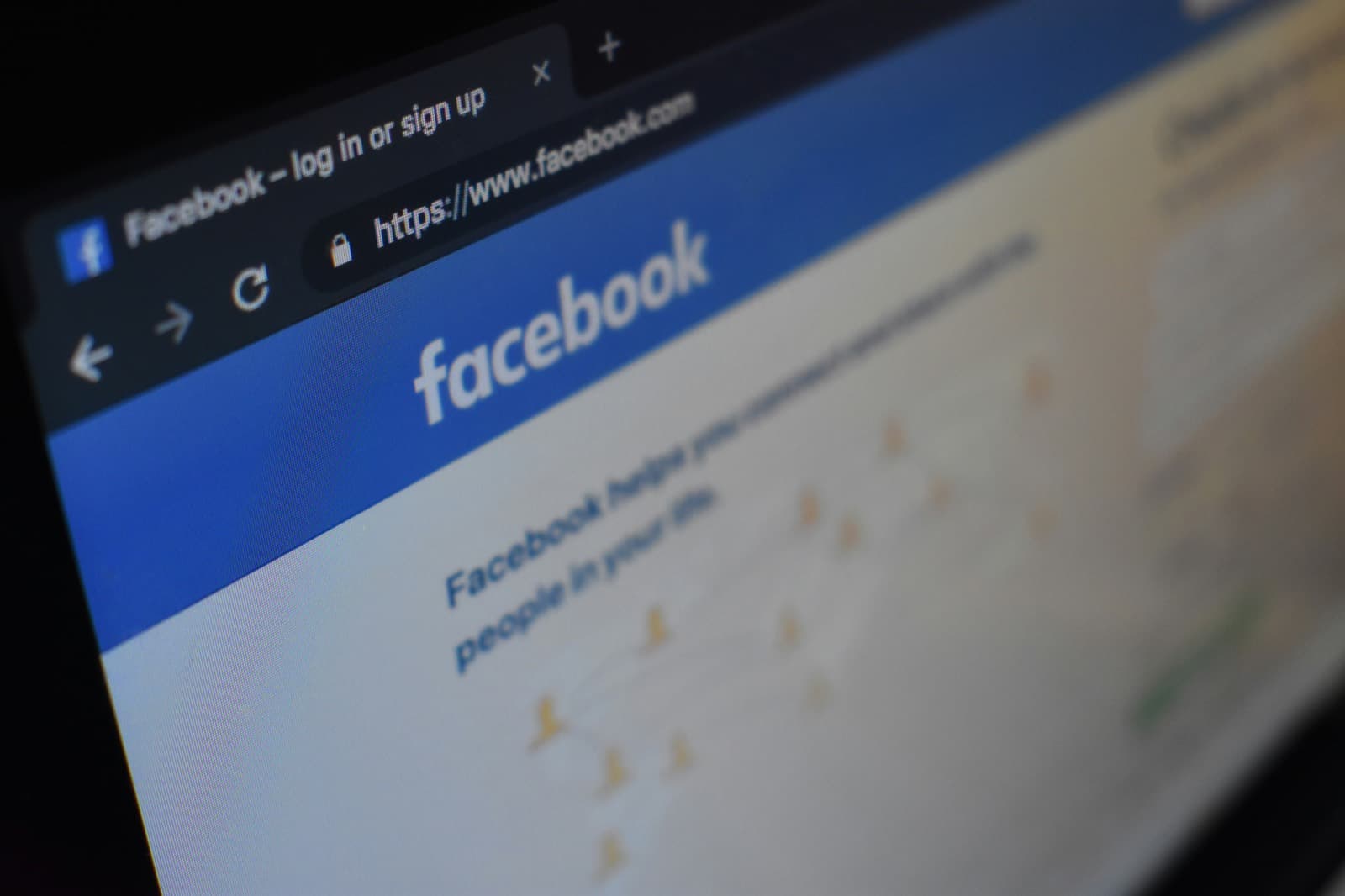 Tại sao chúng ta nghiện Facebook ?